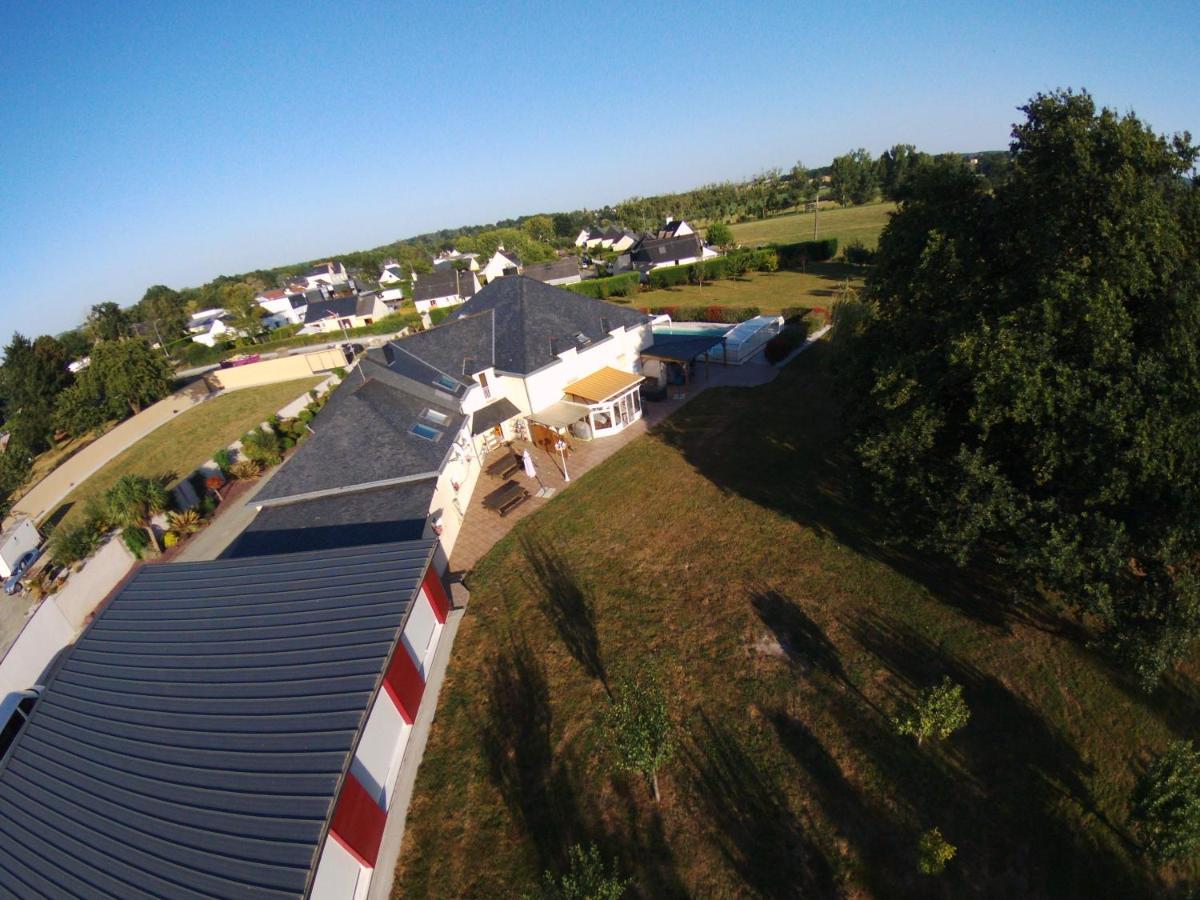Cafecouet'Breizh Bed & Breakfast Guipry-Messac Bagian luar foto