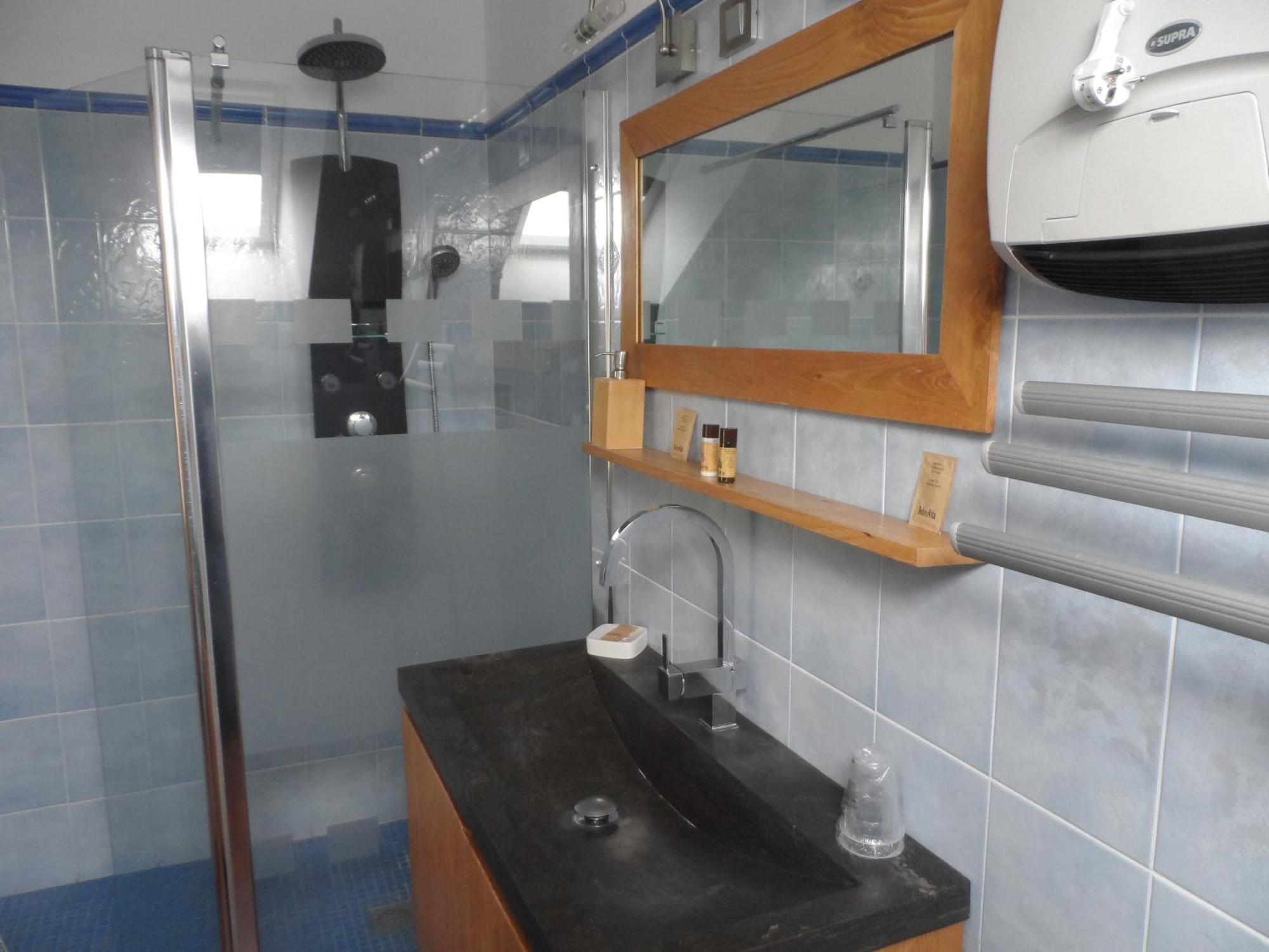 Cafecouet'Breizh Bed & Breakfast Guipry-Messac Ruang foto